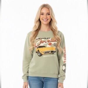 General Motors official Corvette women’s Green sweatshirt size small